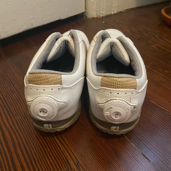 DryJoy Golf Shoes - Picture 3 of 6